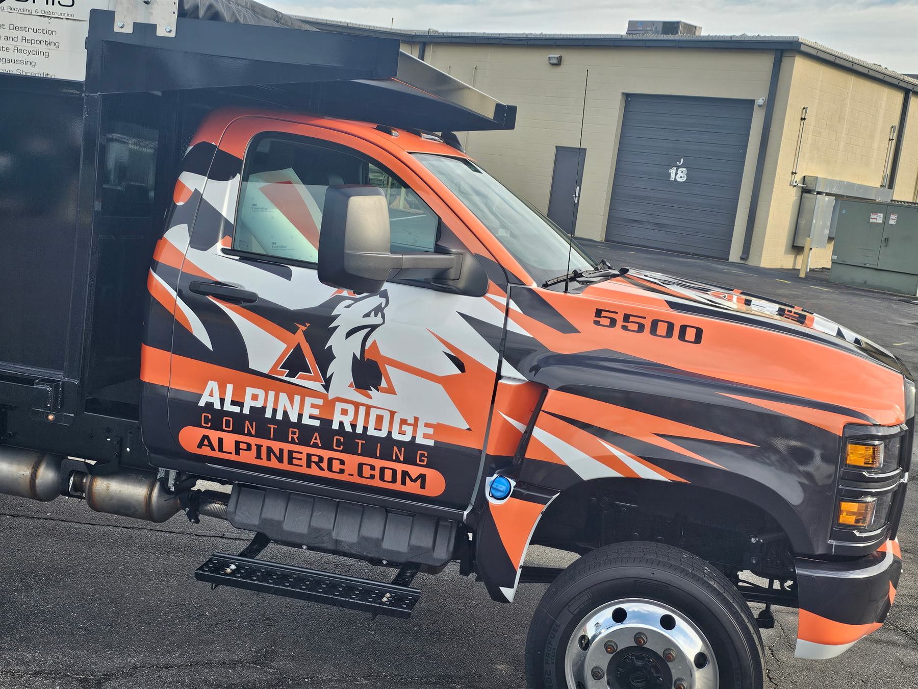 Alpine Ridge full truck graphics